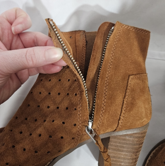 Toms fringed peep toe booties women's size 7 - Picture 10 of 12